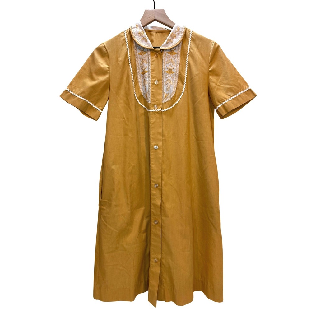 Vintage House Dress Size XL Mustard Yellow Kitschy Peter Pan Collar Rickrack 70s